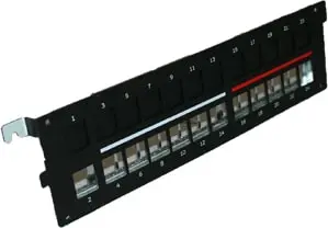 [MPACSENC00RJ] Metallrahmen vorgesehen für 24 RJ45 Kupplungen